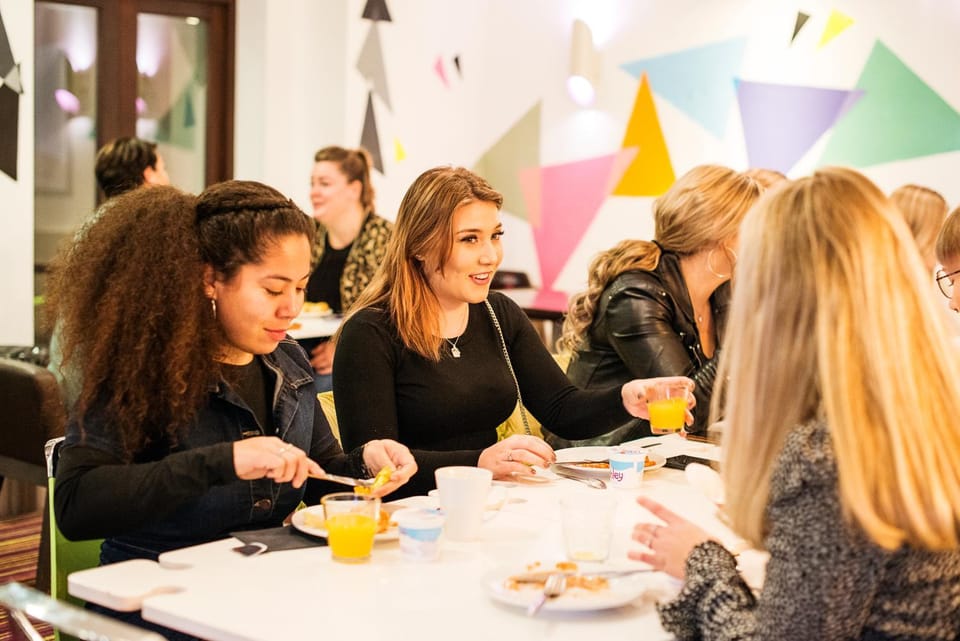 People, Lounge or bar