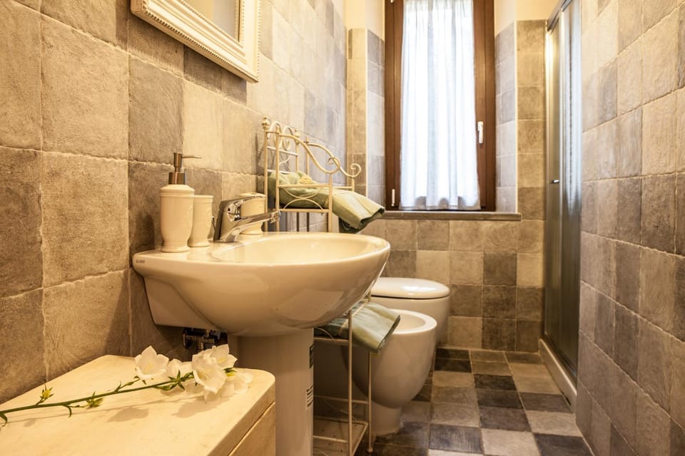 Agriturismo La Logia du Scurnoto House in Province of Massa and Carrara