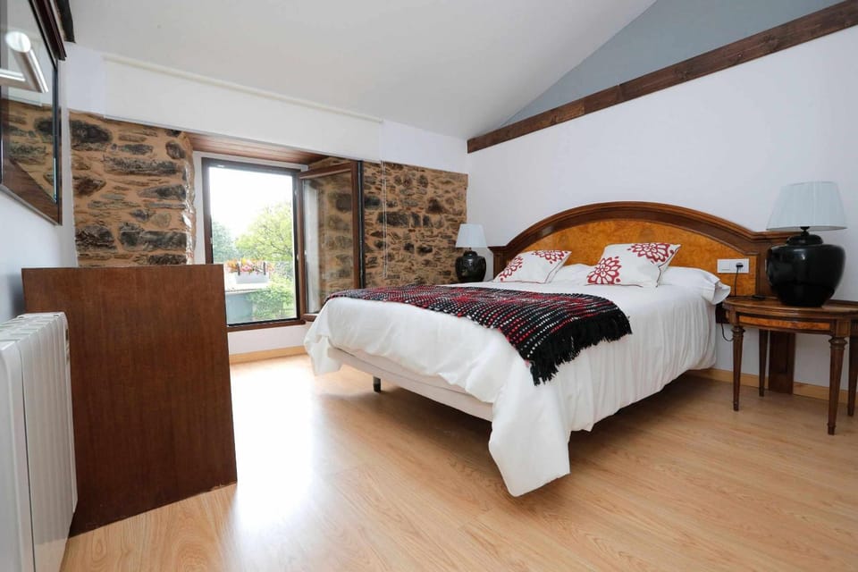 Casa Santa María House in Galicia