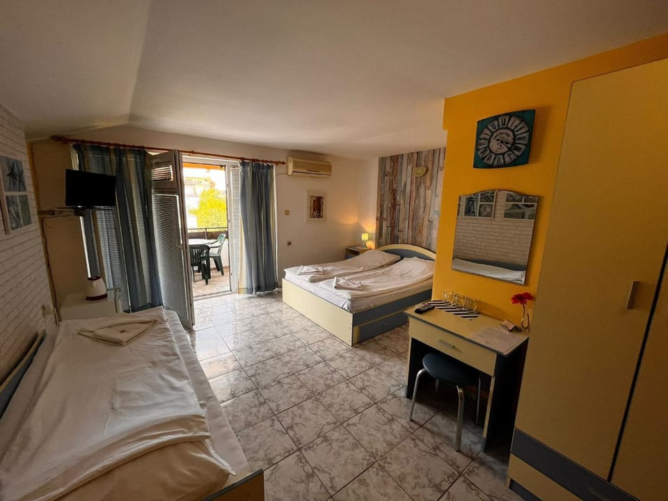Kъща за гости Христина Bed and Breakfast in Burgas Province