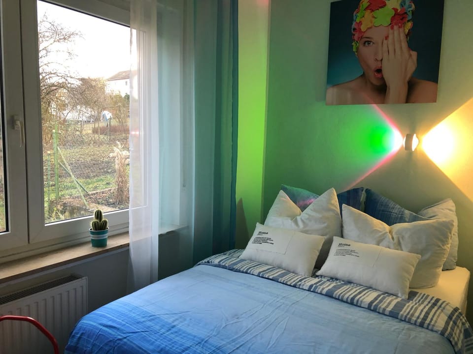 Bed, Bedroom, Inner courtyard view, soundproof