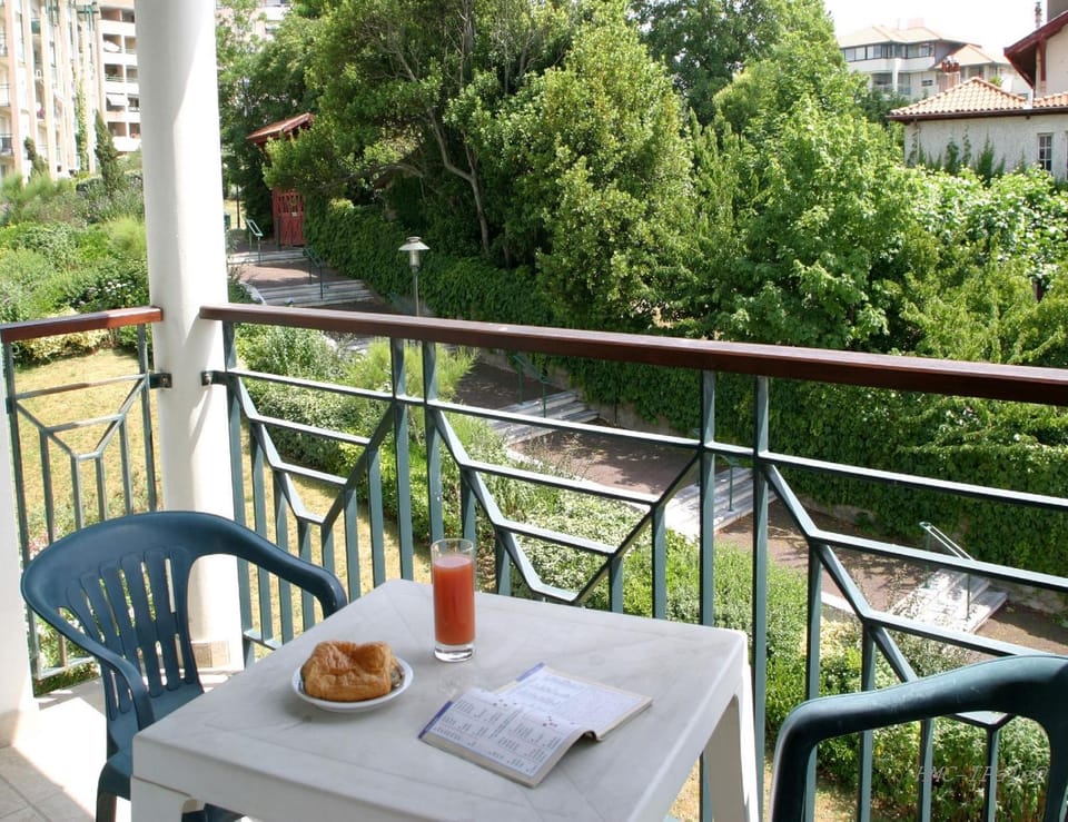 View (from property/room), Balcony/Terrace