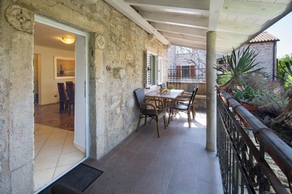Balcony/Terrace, Balcony/Terrace