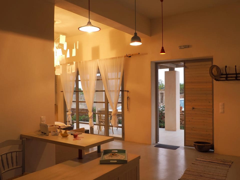 Lobby or reception, Internal: Not applicable to any particular room