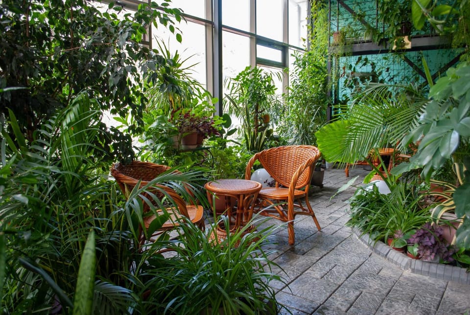 Garden, Seating area