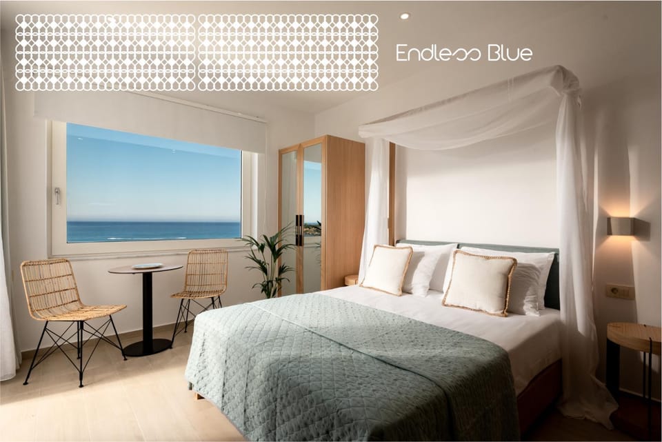 Bed, Photo of the whole room, Bedroom, Sea view