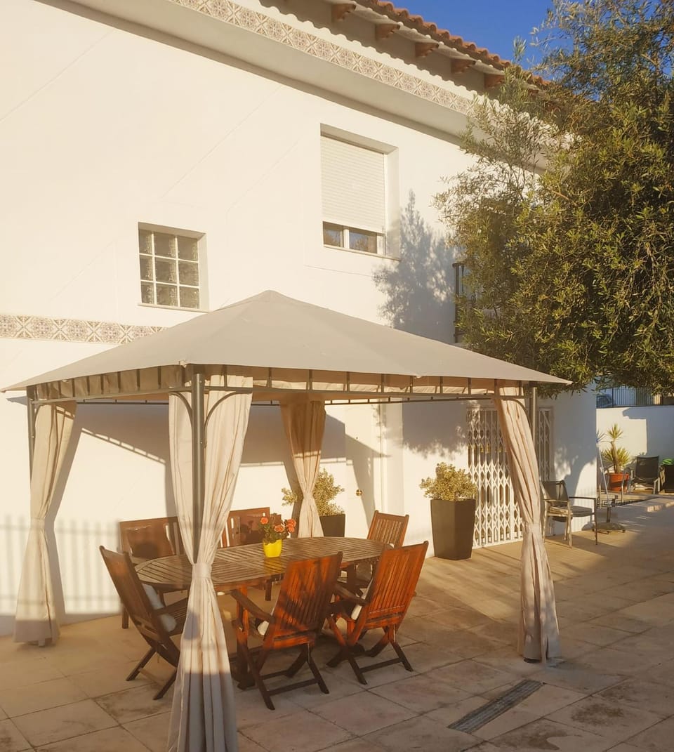 Patio, Balcony/Terrace