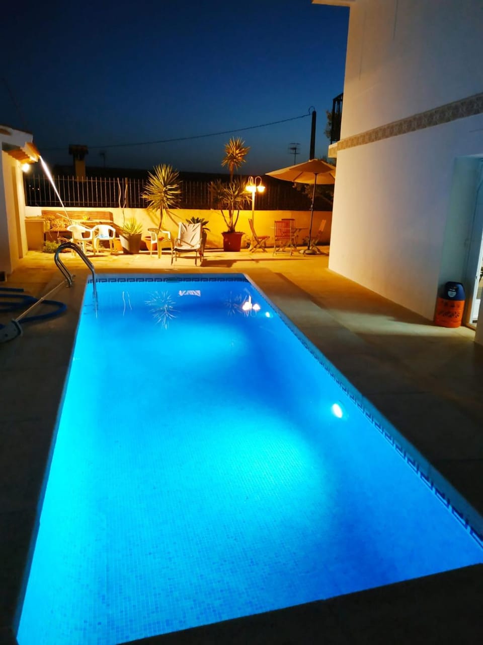 Swimming pool