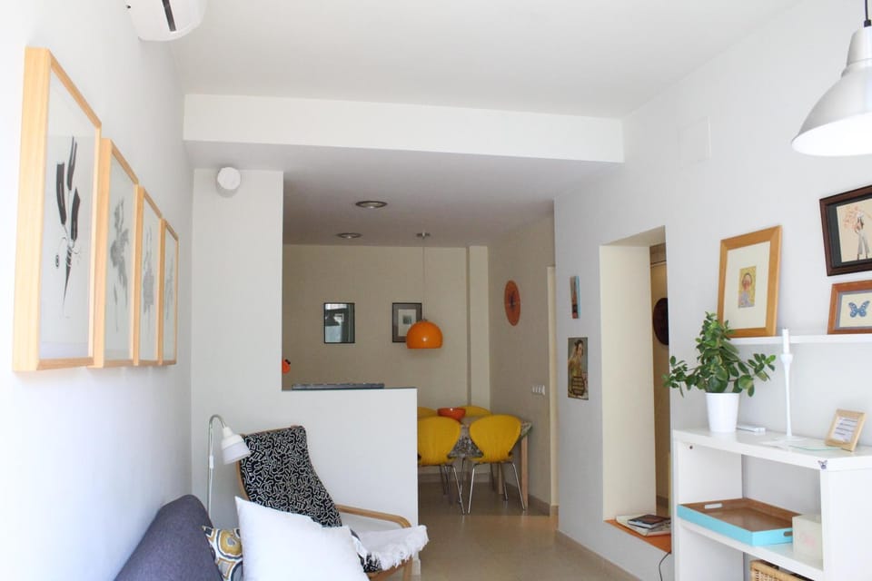Living room, Lounge or bar