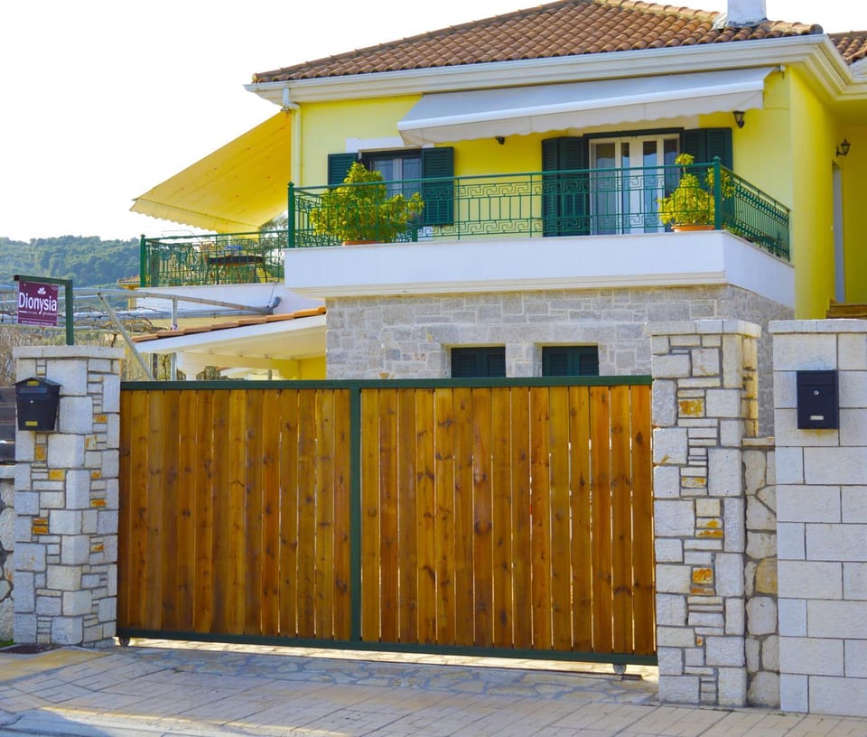 Facade/entrance, Other
