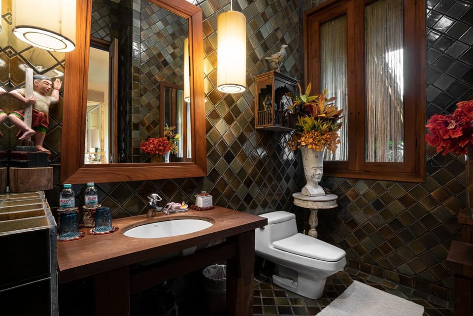 Toilet, Bathroom