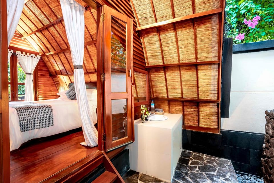 Bathroom, Bedroom