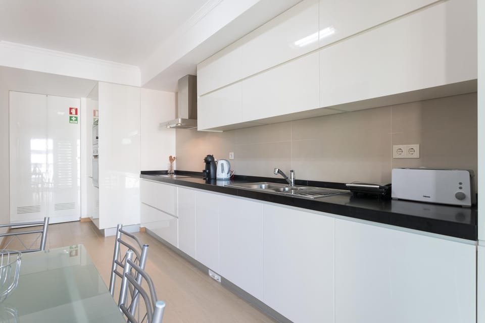 Rocha Prime Residence 50m from beach with Garage Apartment in Portimao