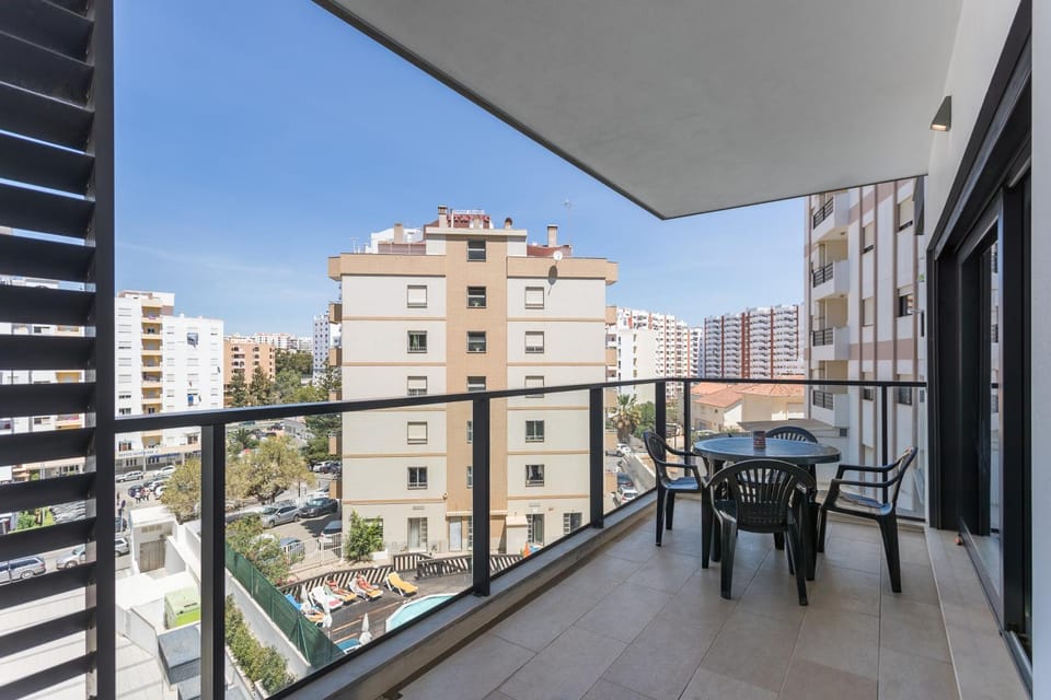 Rocha Prime Residence 50m from beach with Garage Apartment in Portimao