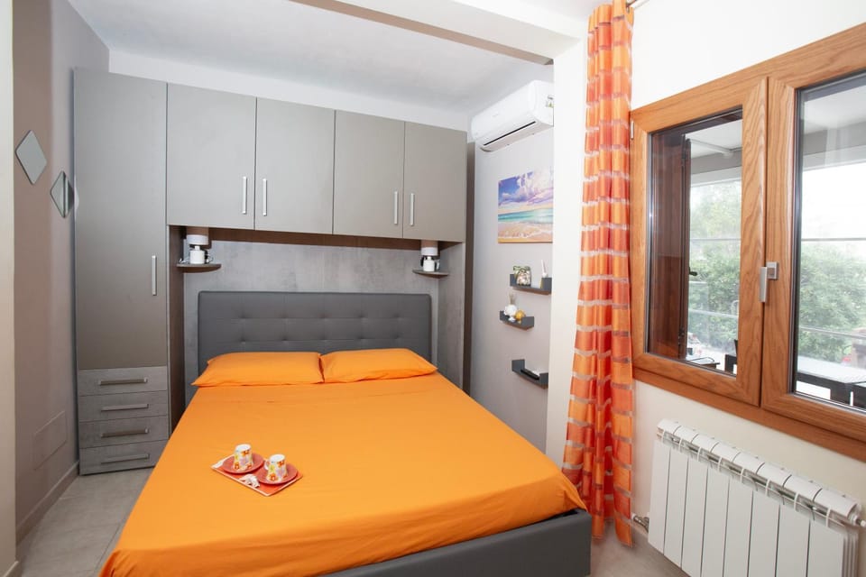 Bed, Photo of the whole room, Bedroom, wardrobe