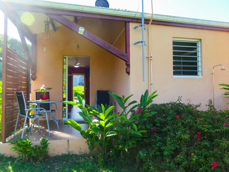 Property building, Patio, Day, Garden view