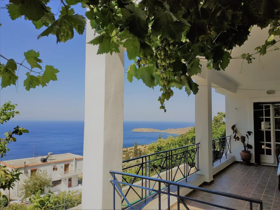 Property building, Patio, Day, Natural landscape, View (from property/room), Balcony/Terrace, Sea view
