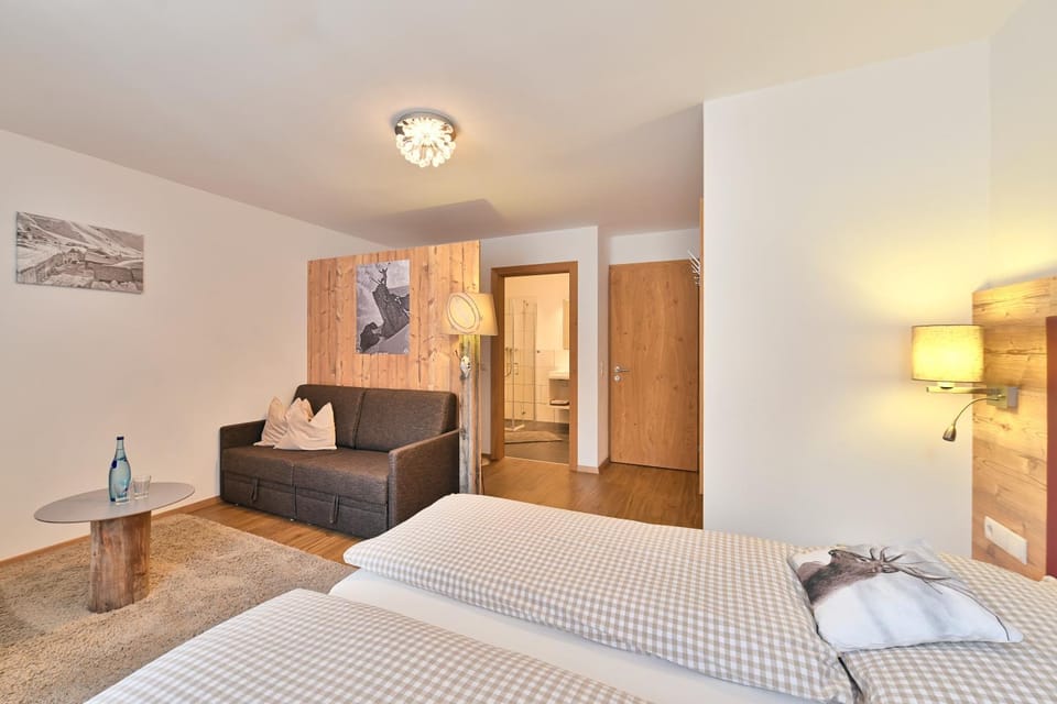 Bathroom, Photo of the whole room, Bedroom