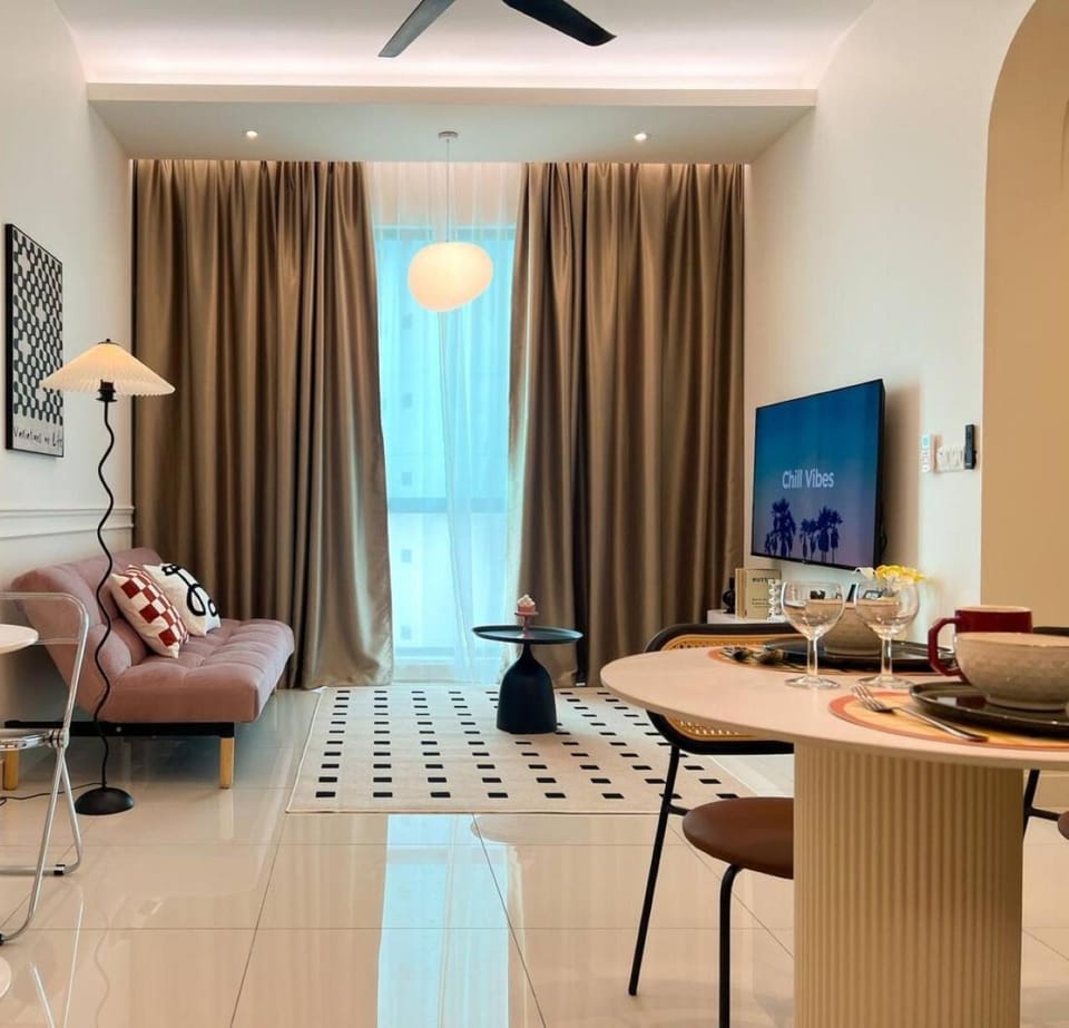TV and multimedia, Living room, Dining area