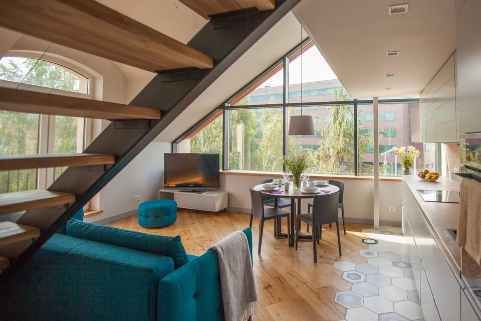 Living room, Quiet street view