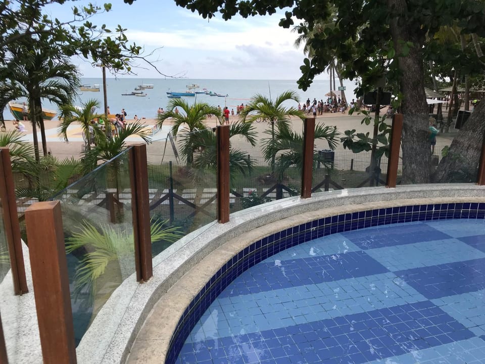 Restaurant/places to eat, On-site shops, Pool view, Sea view, Swimming pool