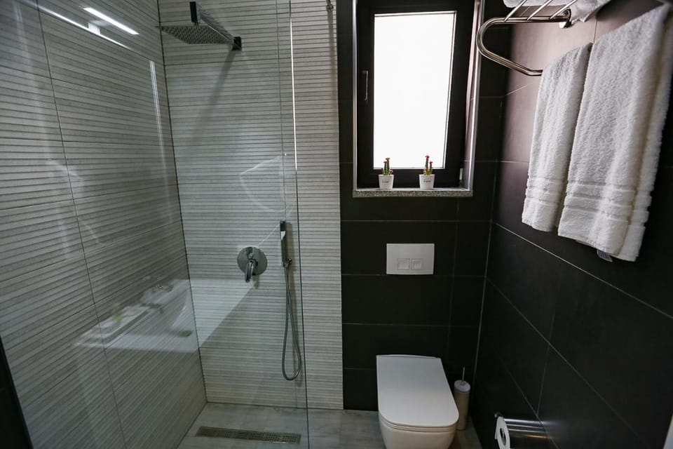 Home Hotel Hotel in Tirana