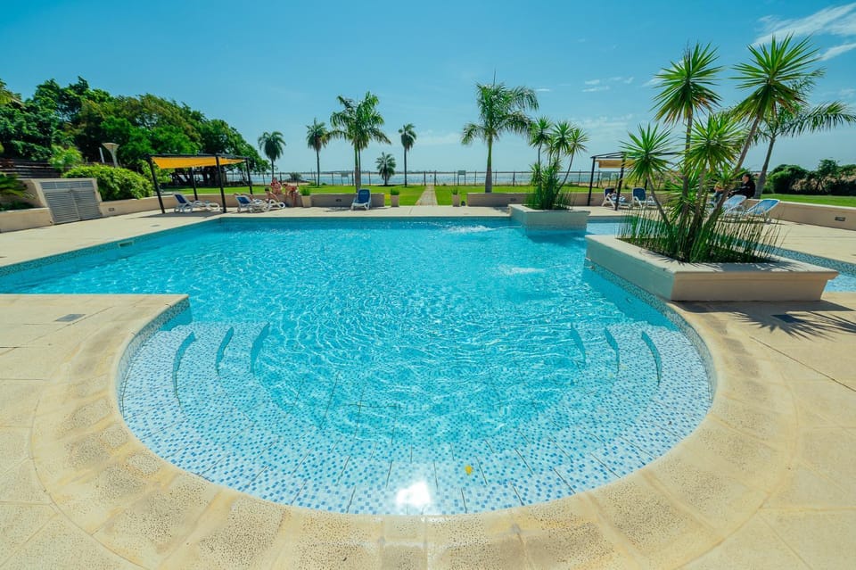 Garden, Swimming pool
