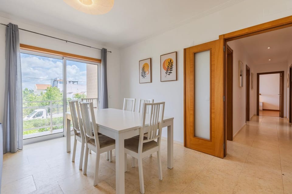 2 Bedroom Relax in Alvor by Innkeeper Apartment in Alvor