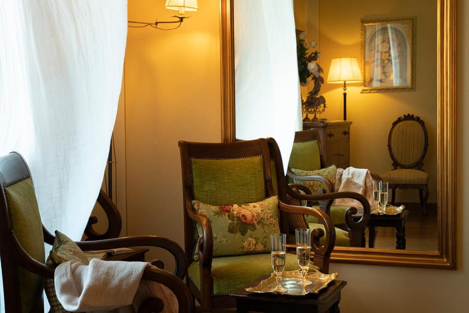 Photo of the whole room, Bedroom, Area and facilities, furniture