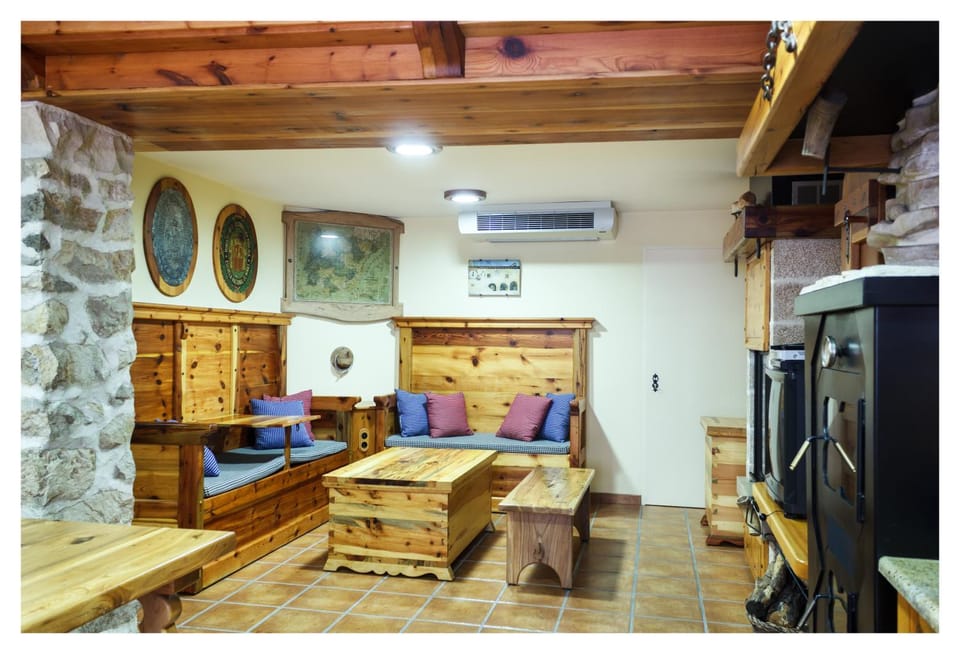 Communal lounge/ TV room, Decorative detail