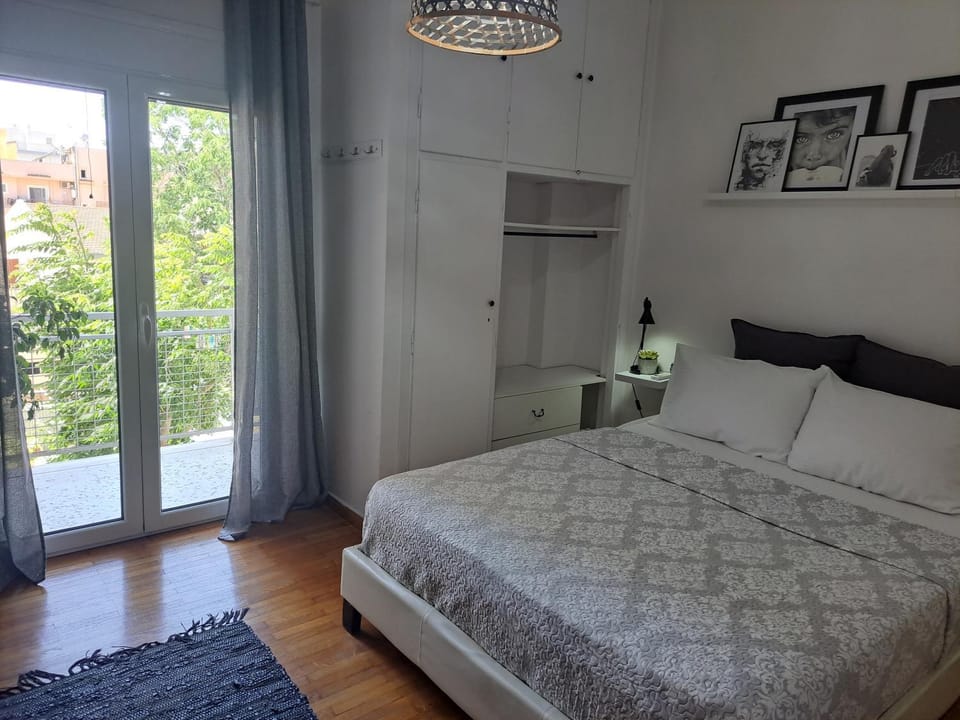 Across Metro Station Apartment in Athens