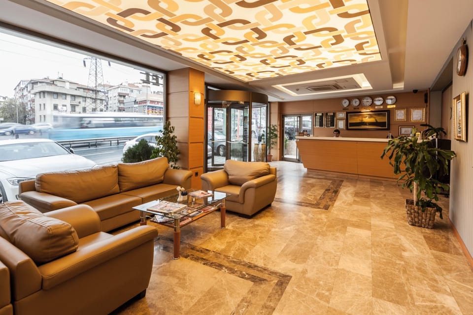 Lobby or reception, Seating area