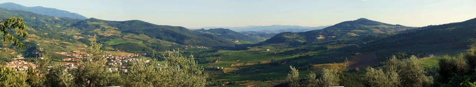 Podere Il Poggiolo Farm Stay in Tuscany