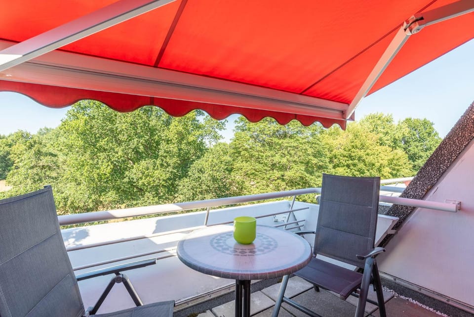 View (from property/room), Balcony/Terrace, Seating area