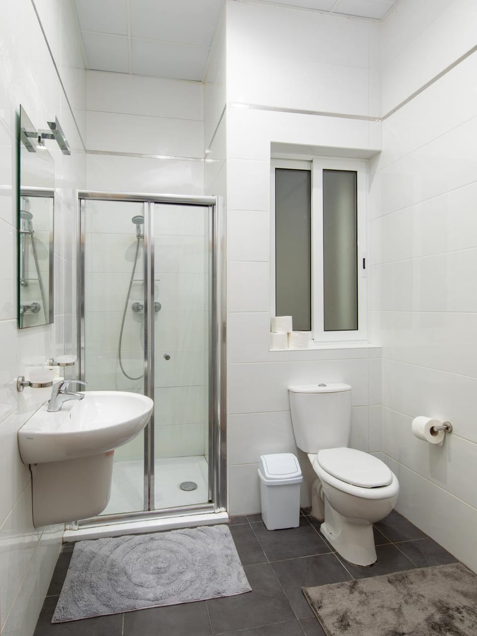 Shower, Toilet, Bathroom