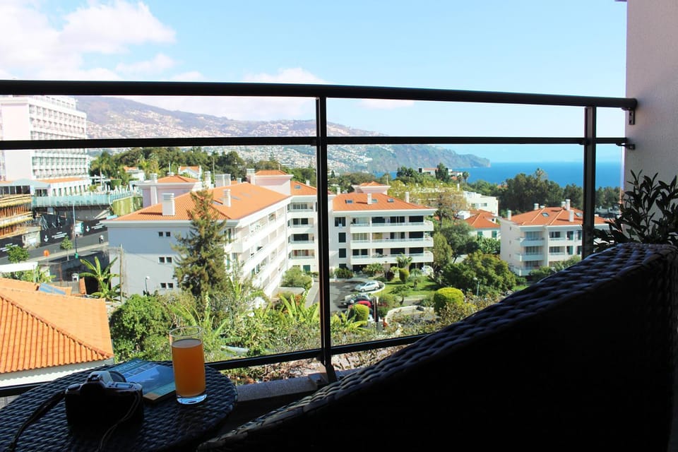 Balcony/Terrace, City view, Sea view