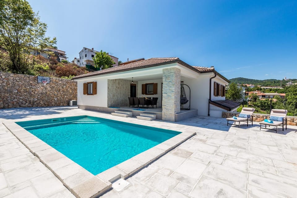 Property building, Day, Activities, Summer, Children play ground, Beach, On site, Pool view, Swimming pool, Swimming pool, Sports