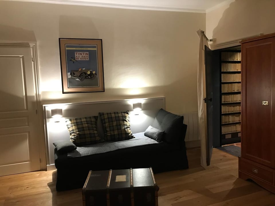 Photo of the whole room