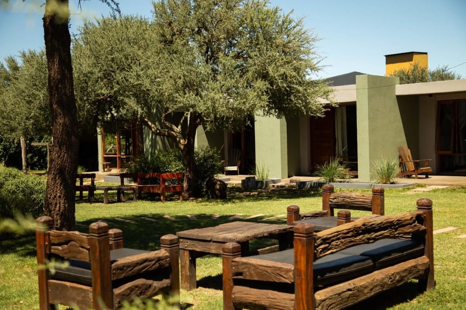 Day, Natural landscape, Garden, Seating area