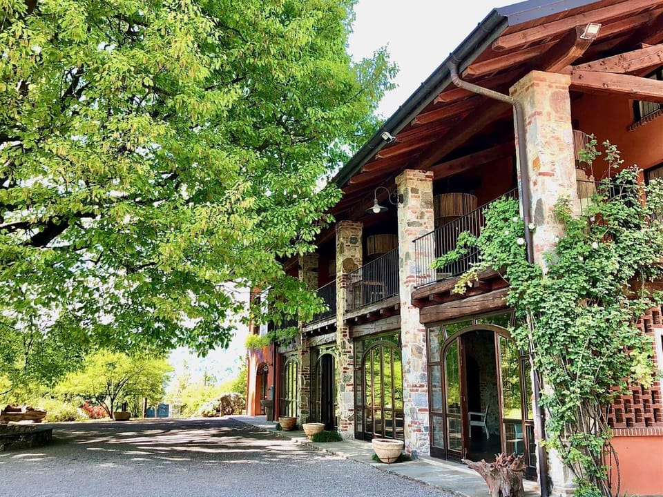 Property building, Garden