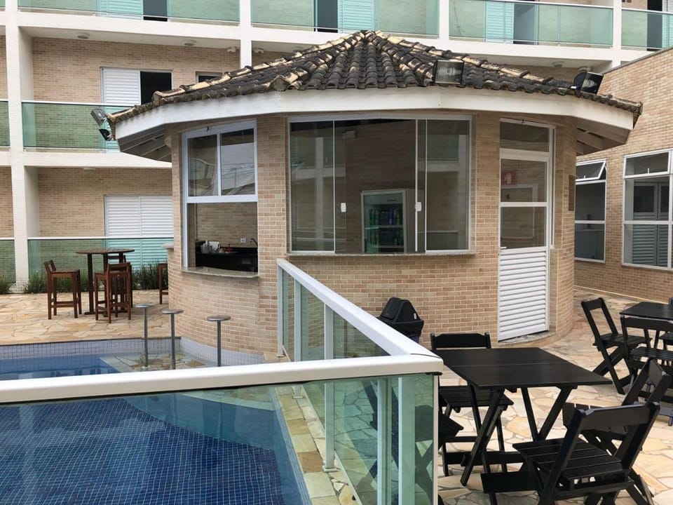 Patio, Restaurant/places to eat, Communal lounge/ TV room, Balcony/Terrace, Lobby or reception, Lounge or bar, Pool view, Area and facilities, Swimming pool, Drinks, Alcoholic drinks, Non alcoholic drinks