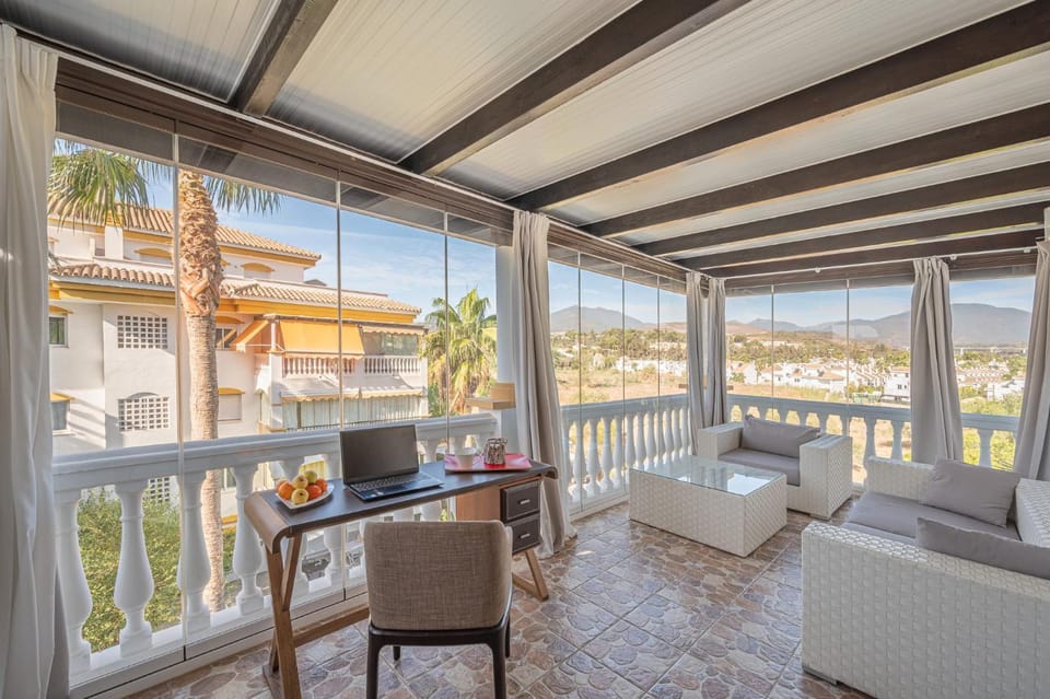 Apartament in urb Dama de Noche Puerto Banus Apartment in Marbella