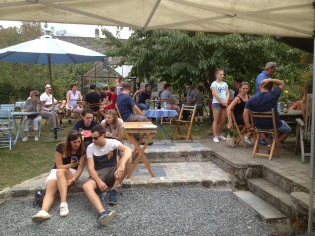 People, Garden, Balcony/Terrace