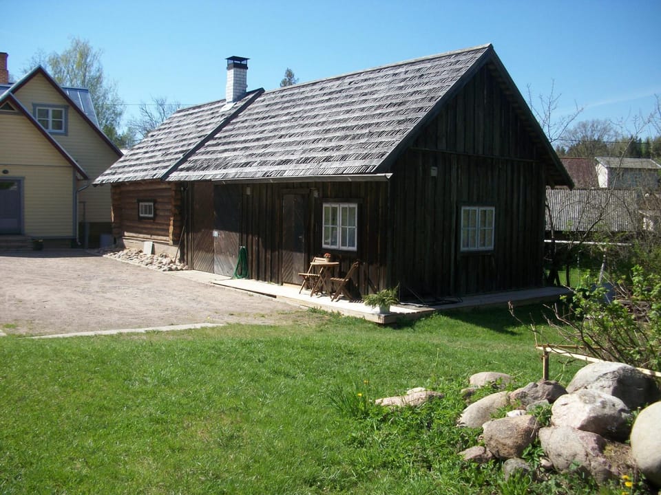 Facade/entrance, Garden view