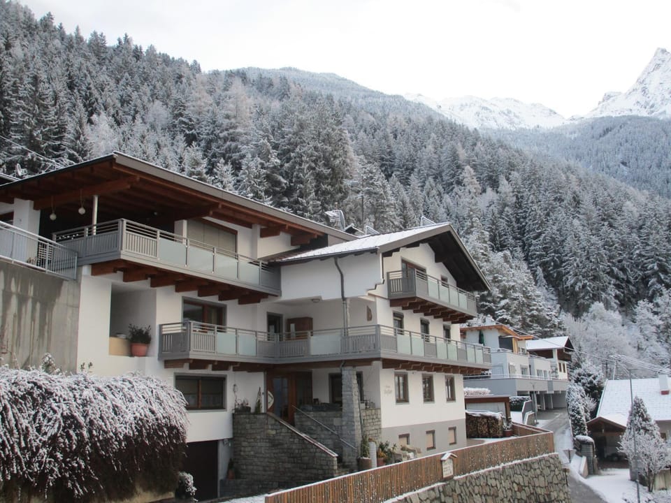 Property building, Winter