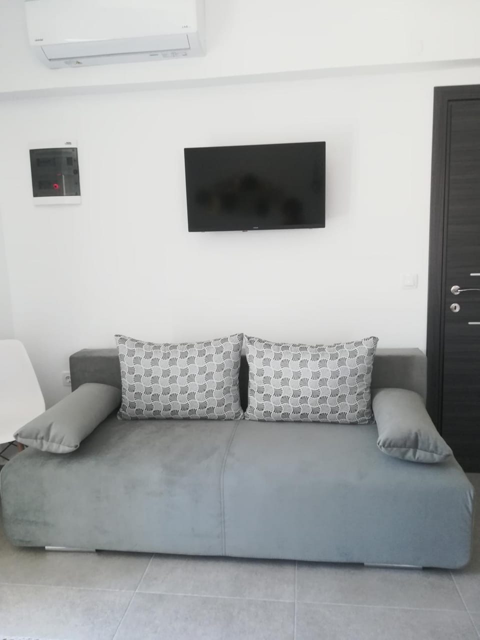 TV and multimedia, Seating area