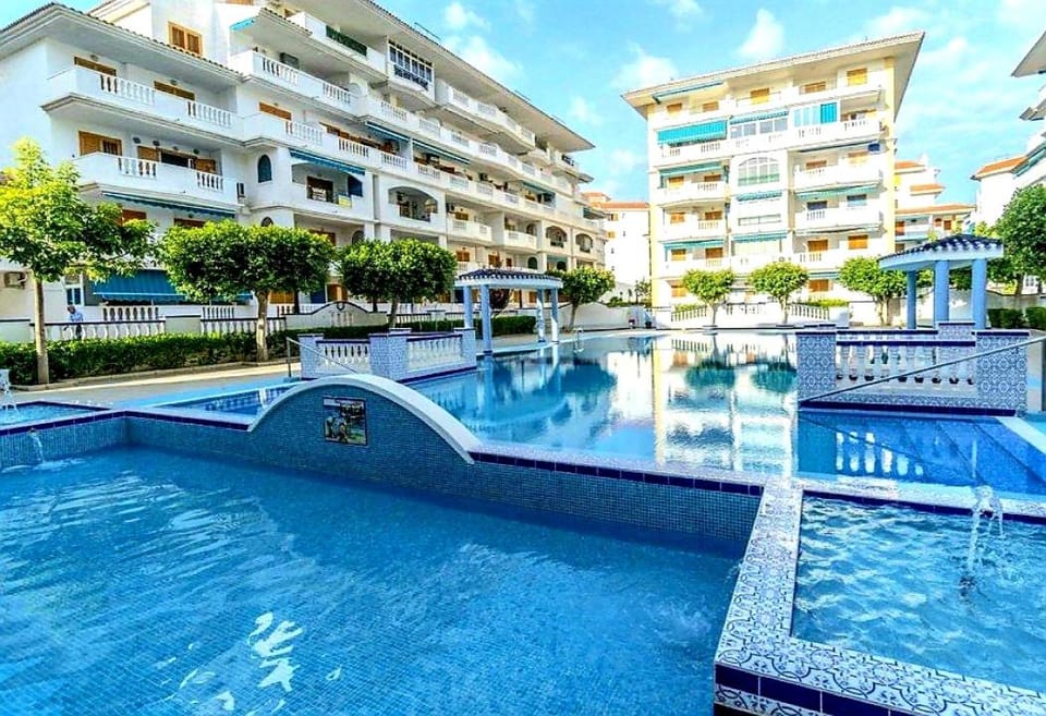 Avenu Belgica Apartment Apartment in Torre La Mata
