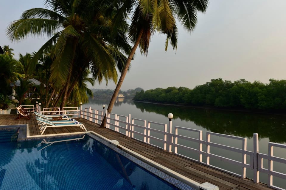 Swimming pool, Swimming pool
