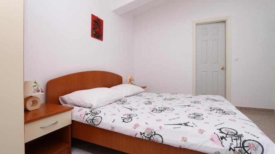 Pansion Komfor Moča Bed and Breakfast in Makarska