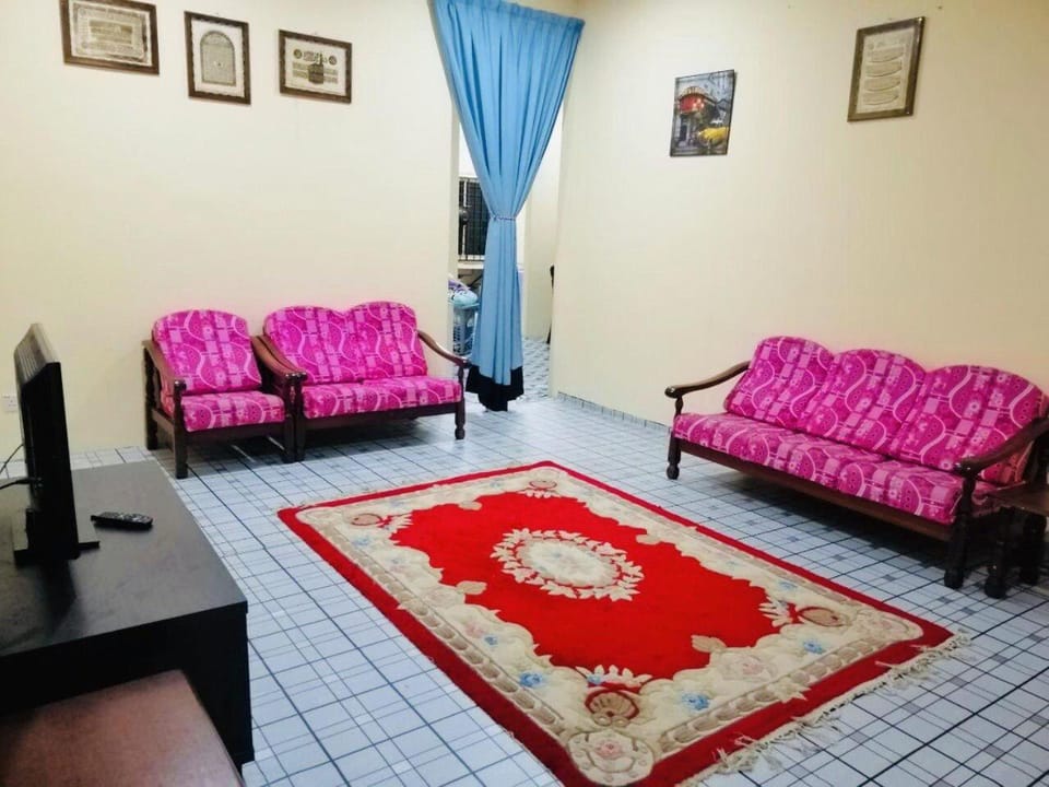 Homestay Bandar Pekan - musleem preferred House in Pahang, Malaysia